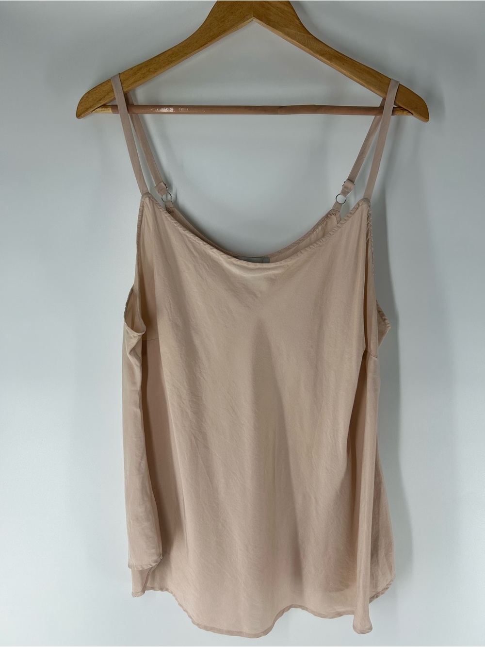 Ryllace Elegant Light Pink Women's Satin Top Size 20